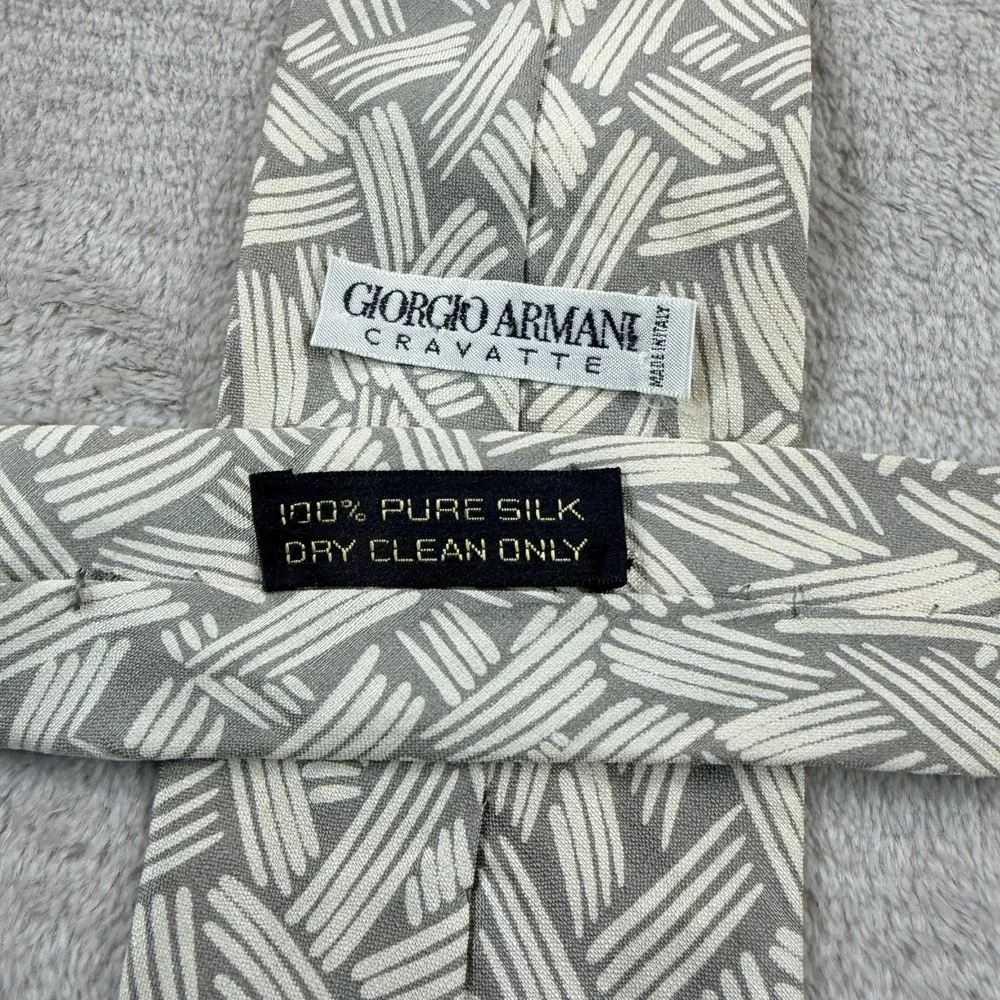 Vintage Giorgio Armani Cravatte Abstract Art AOP Silk Tie Made in Italy Designer